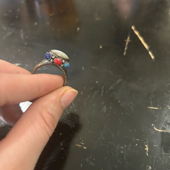 Multi colored ring - Picture 2 of 4